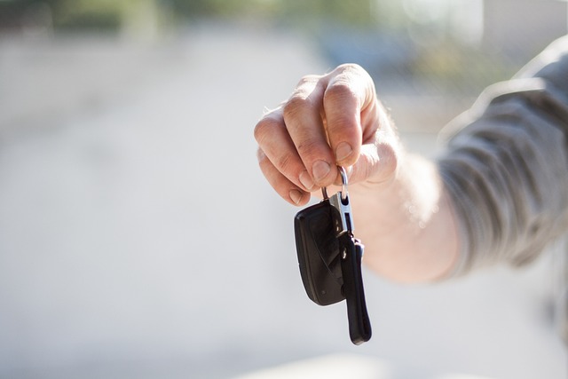 Western Sydney Roadside Assistance, Penrith, Richmond, Hawkesbury, Blue Mountains. keys locked inside car / boot.